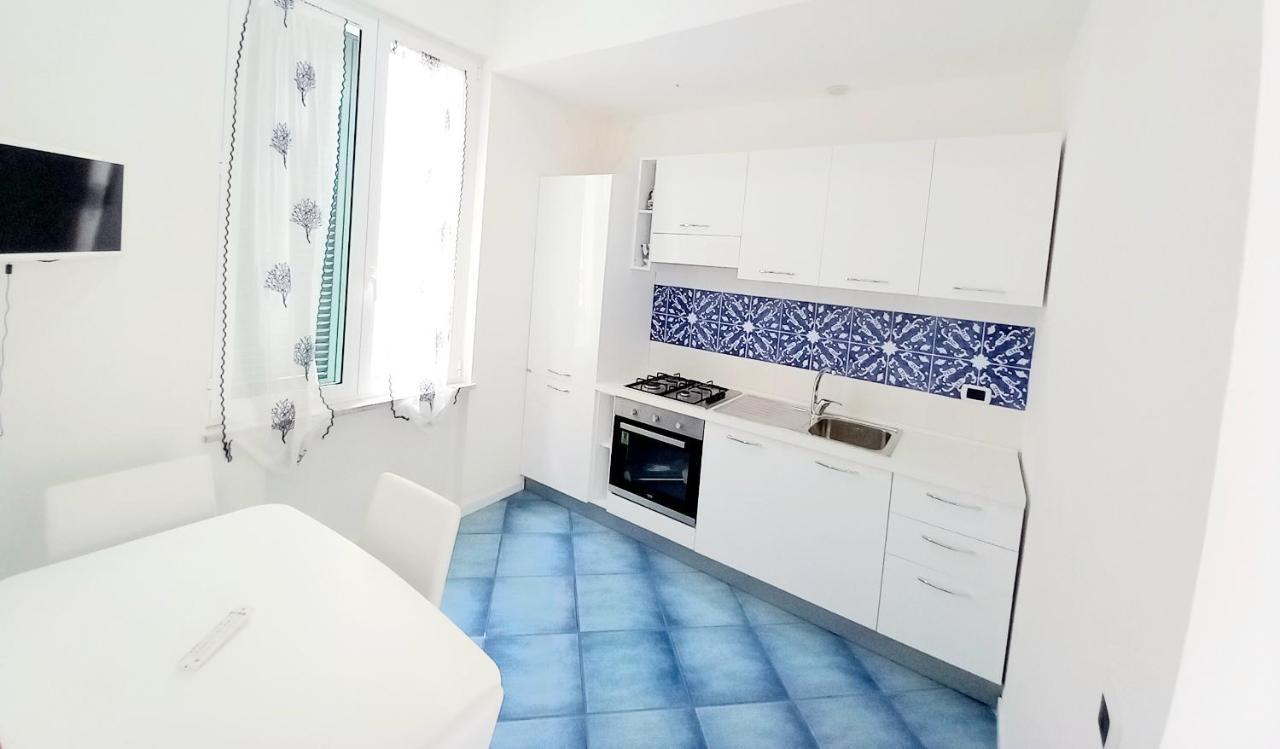 Central Apartment *